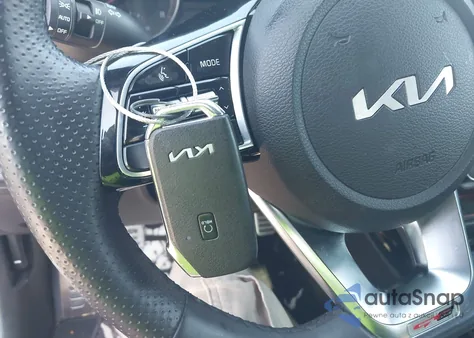 2023 Kia Forte Gt-Line z USA, uszkodzony, nr VIN 3KPF54AD7PE648151